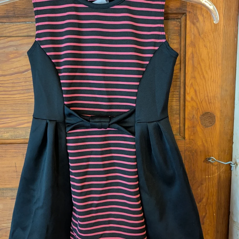 Pink Crush Girls Black Pink Striped Bow Accent Fit & Flare Skater Dress Size 6‎